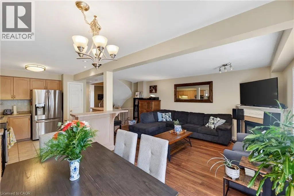 11 ELDERBERRY Avenue
