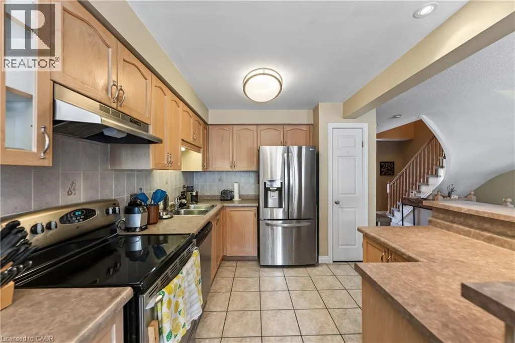 11 ELDERBERRY Avenue