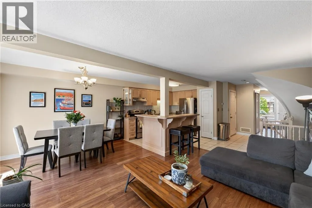 11 ELDERBERRY Avenue