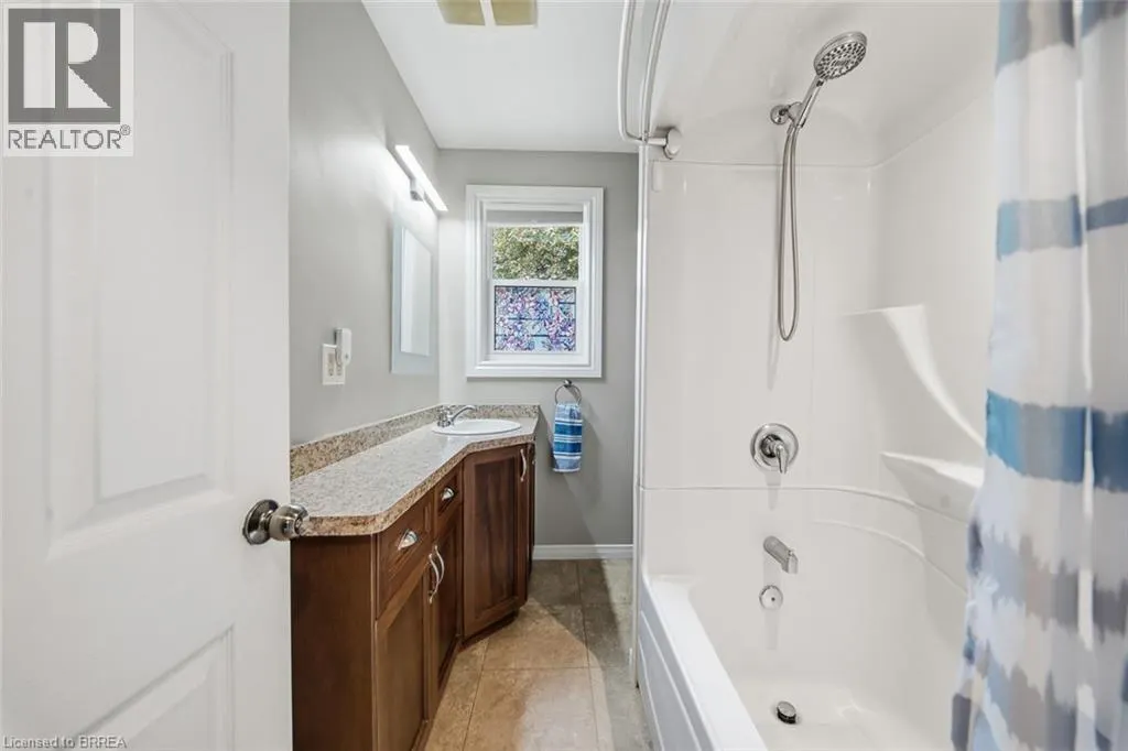 83 FAIRVIEW Drive