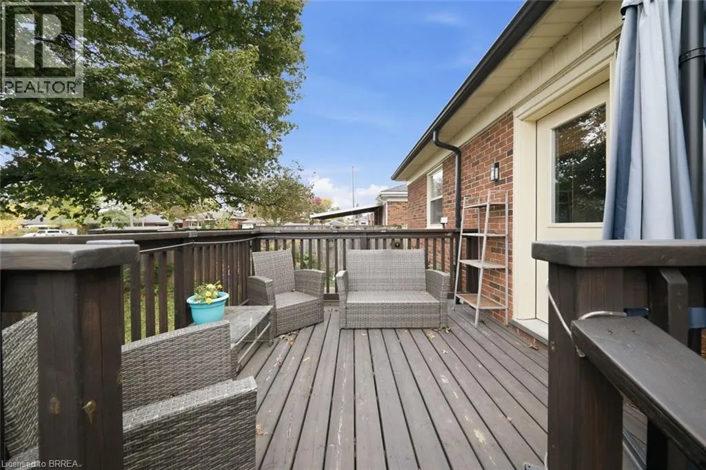 83 FAIRVIEW Drive