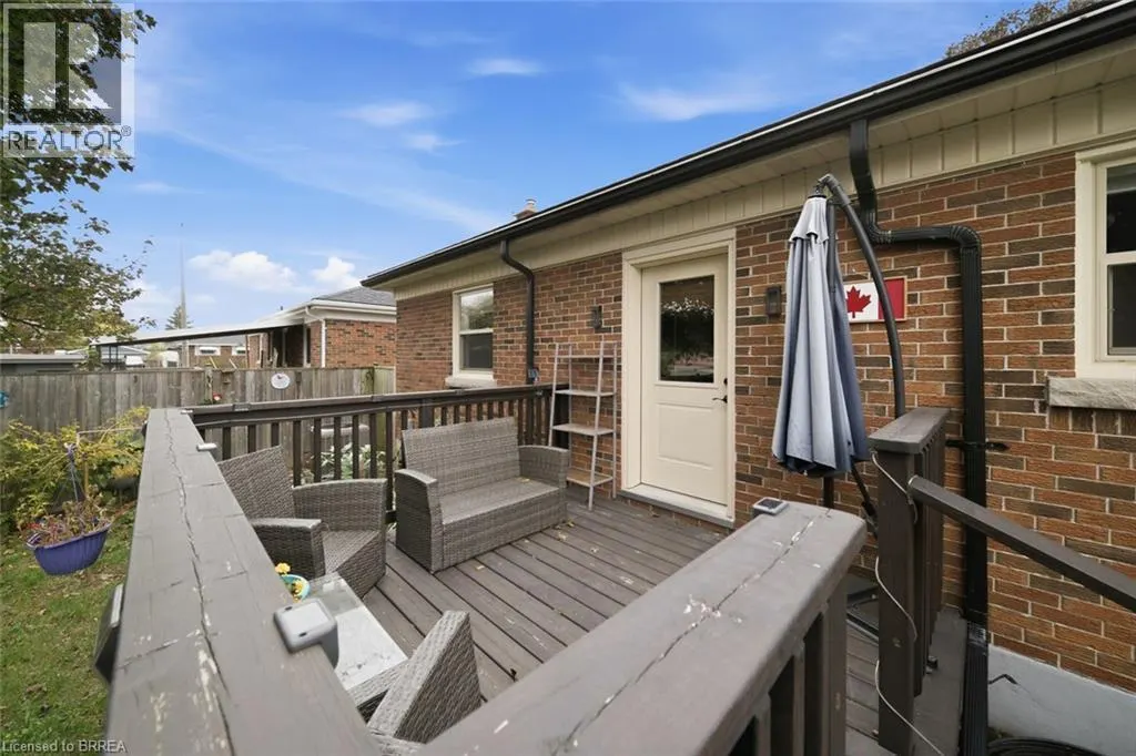 83 FAIRVIEW Drive