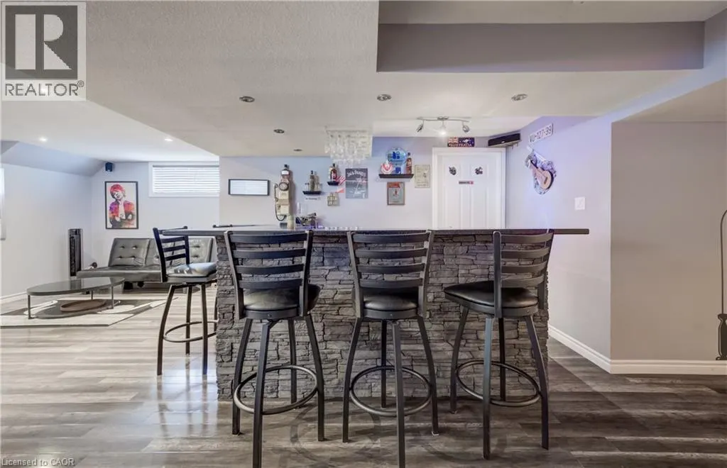 521 SNOWDROP Court