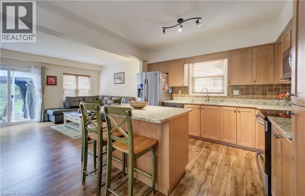 521 SNOWDROP Court