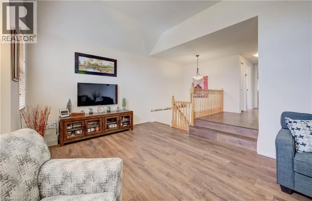 521 SNOWDROP Court