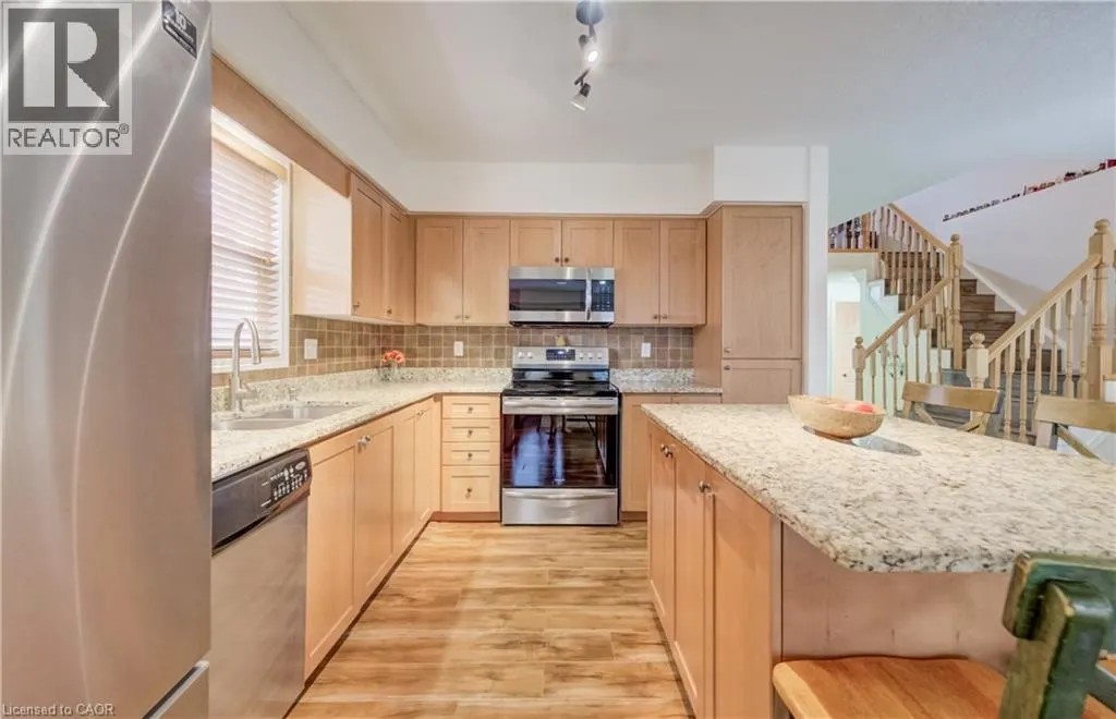521 SNOWDROP Court
