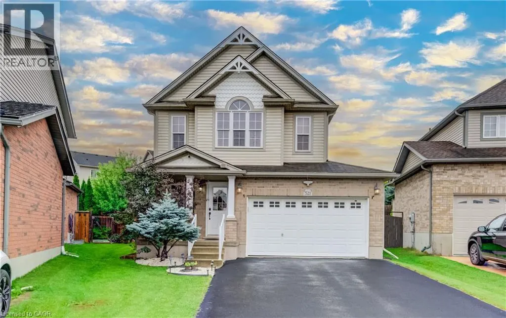 521 SNOWDROP Court