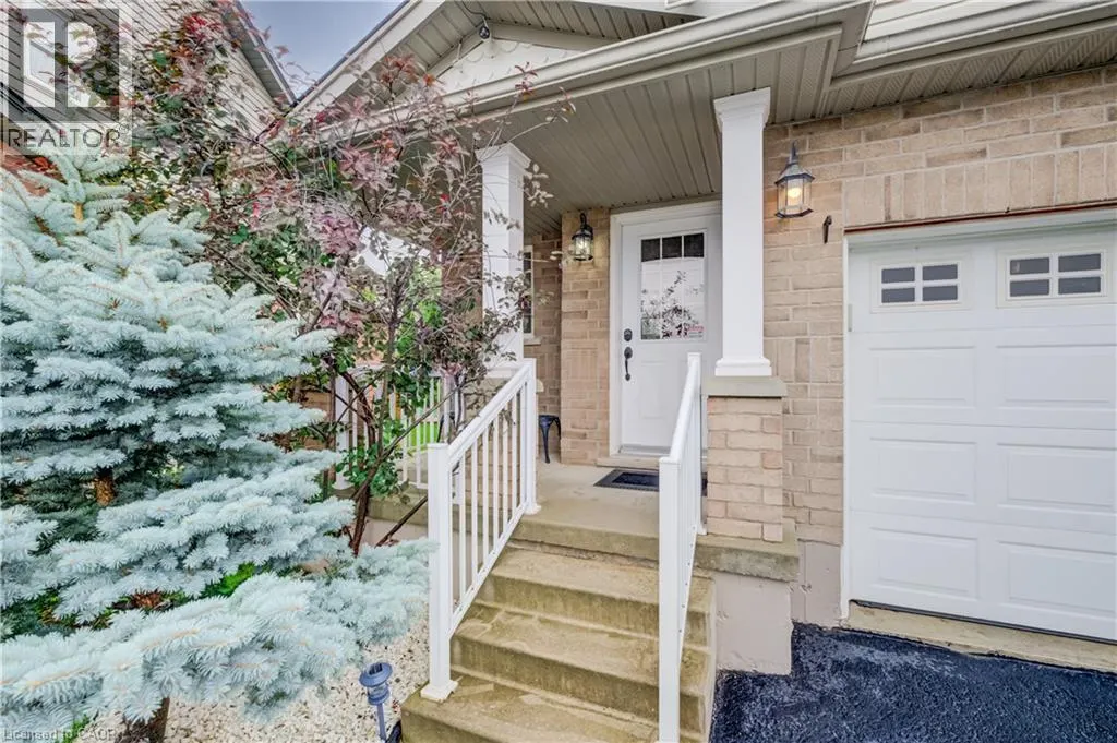 521 SNOWDROP Court