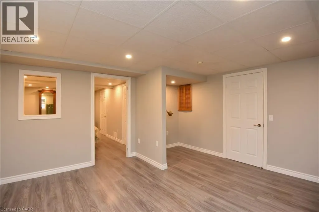 157 SILVERBIRCH Boulevard
