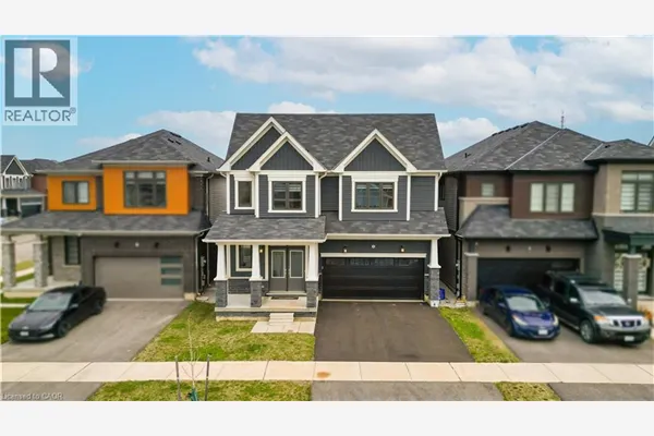 22 OAKTREE Drive