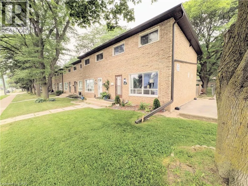 22 RIVERDALE Drive Unit# 1 #1