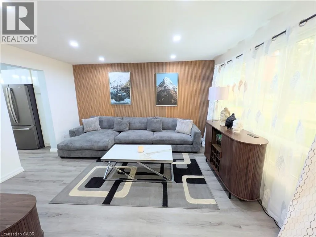 22 RIVERDALE Drive Unit# 1 #1