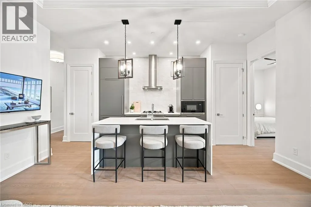 1441 ELGIN Street Unit# 106 #106