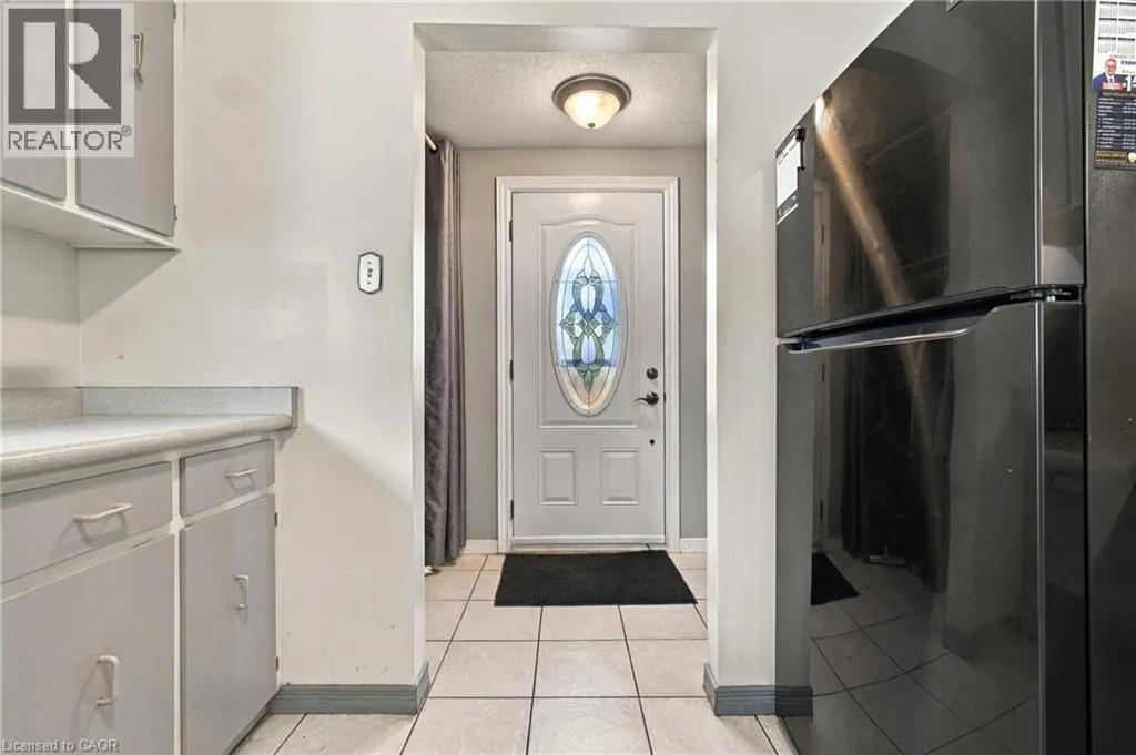 135 CEDARHILL Crescent