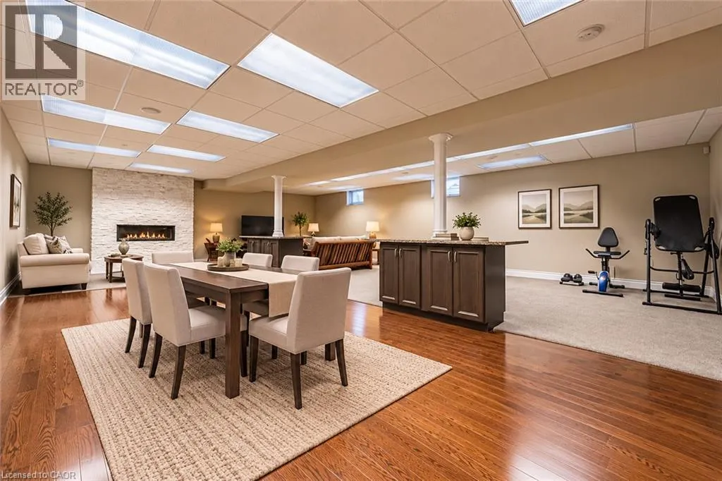 137 PINEHILL Drive