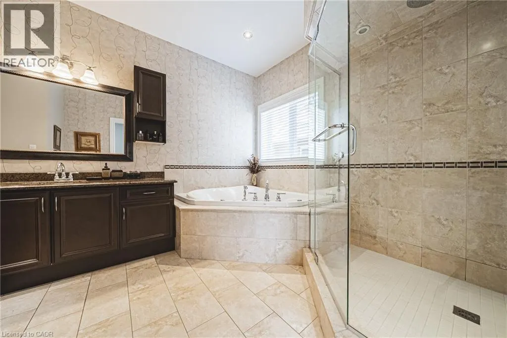 137 PINEHILL Drive