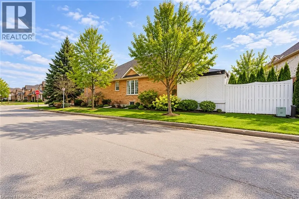 137 PINEHILL Drive