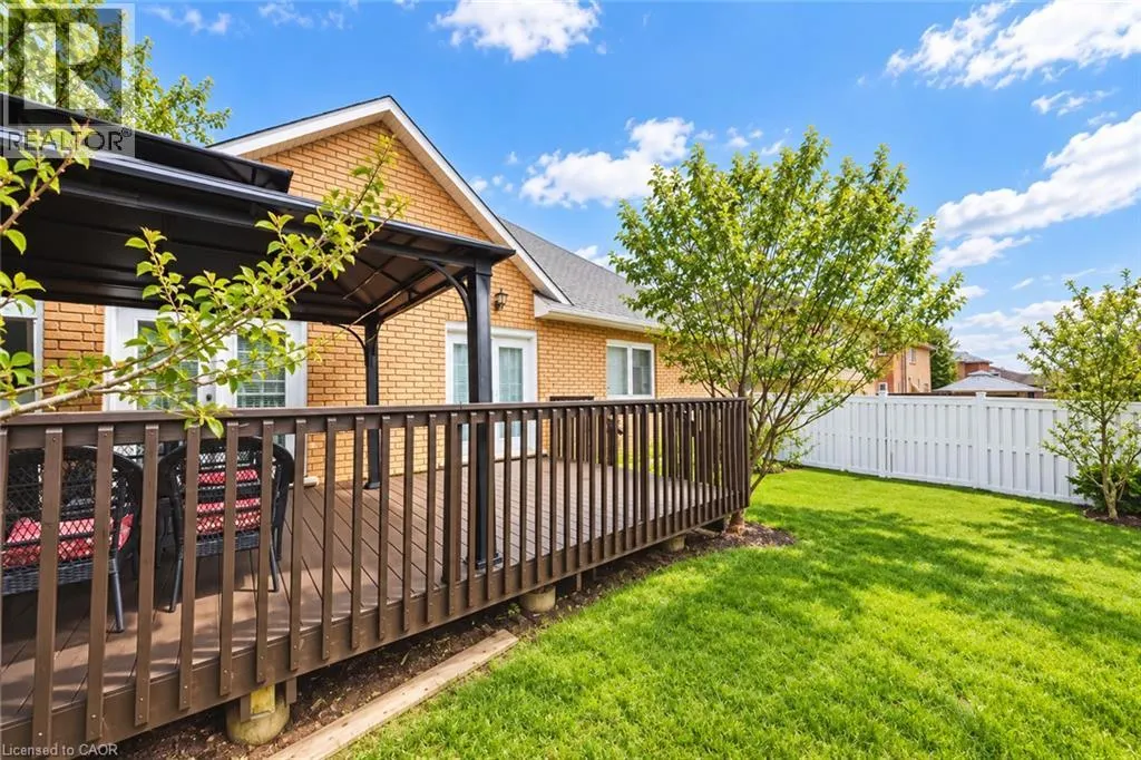 137 PINEHILL Drive