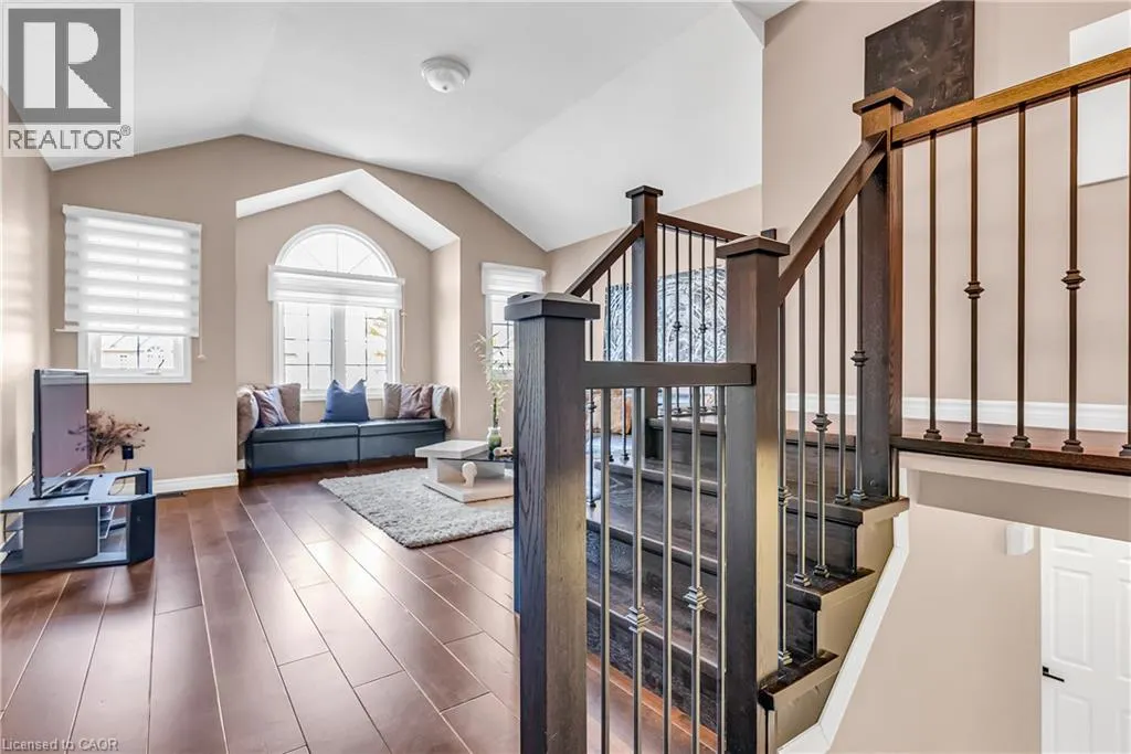 193 MOUNTAIN LAUREL Crescent