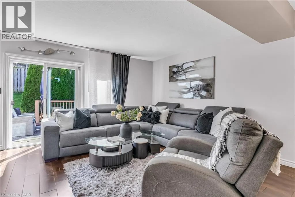 193 MOUNTAIN LAUREL Crescent