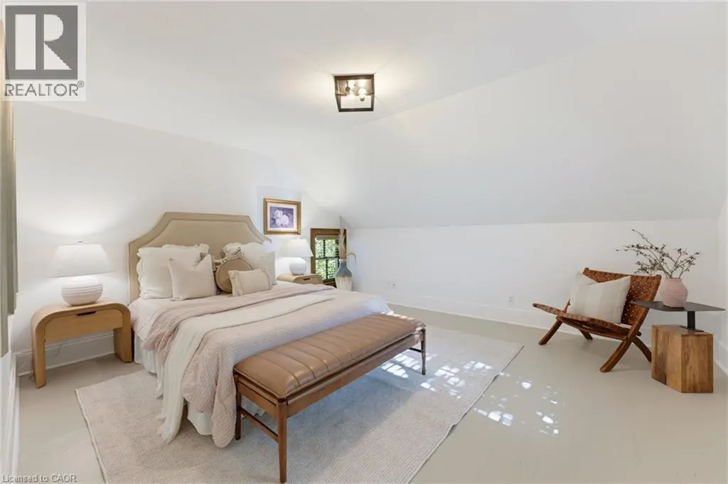 212 8TH CONCESSION Road E