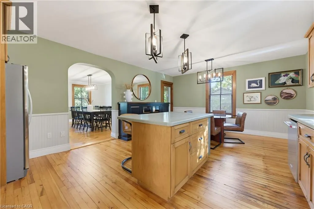 212 8TH CONCESSION Road E