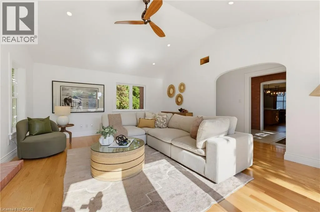 212 8TH CONCESSION Road E