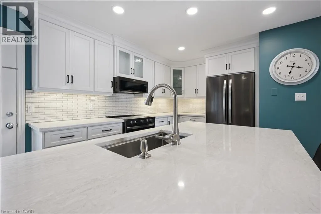 258 DEARBORN Boulevard