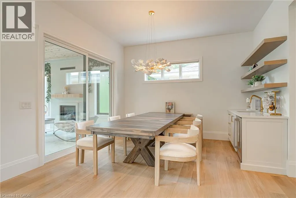 90 MARGARET Avenue N Unit# A #A