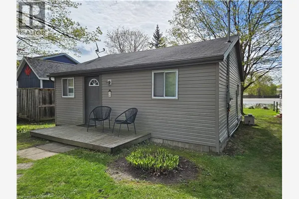 1323 QUEEN Street Unit# 125 #125