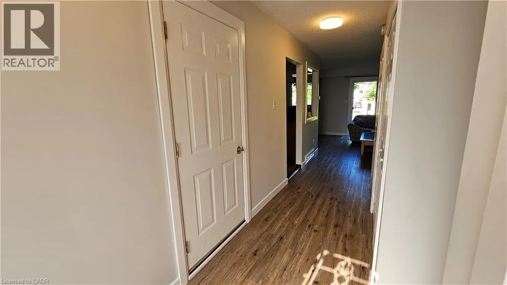 4 PARKSIDE Drive