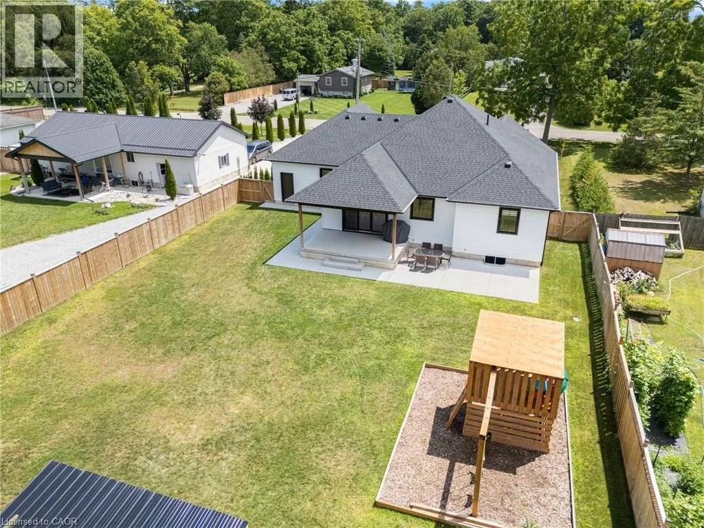 1463 NORFOLK COUNTY ROAD 21
