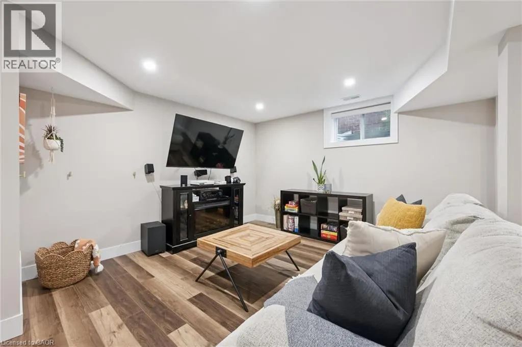 41 WESTRA Drive