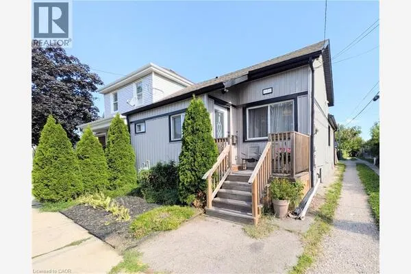 7 CAMPBELL Avenue