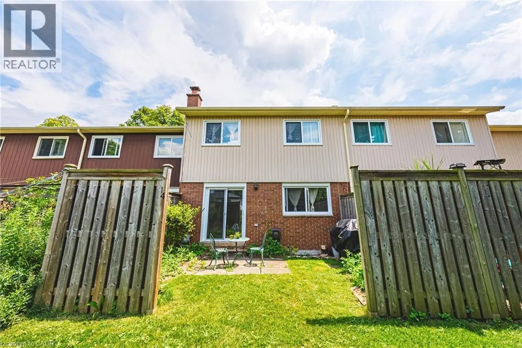 564 SHERATON Road Unit# 14 #14