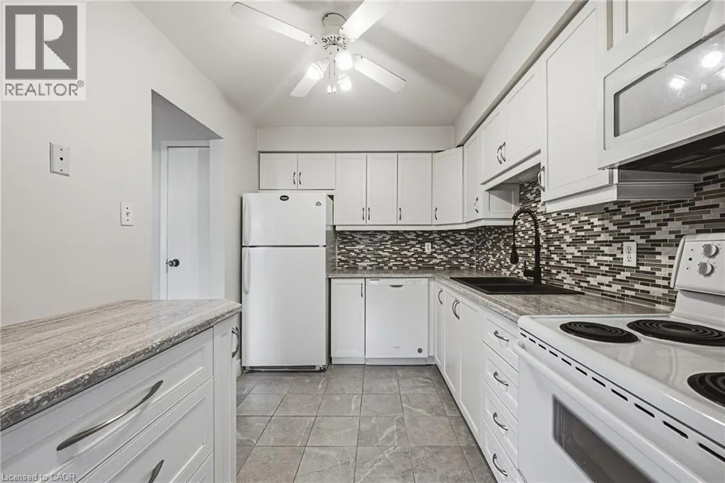 564 SHERATON Road Unit# 14 #14