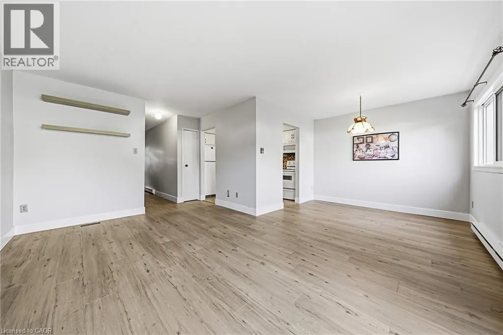 564 SHERATON Road Unit# 14 #14