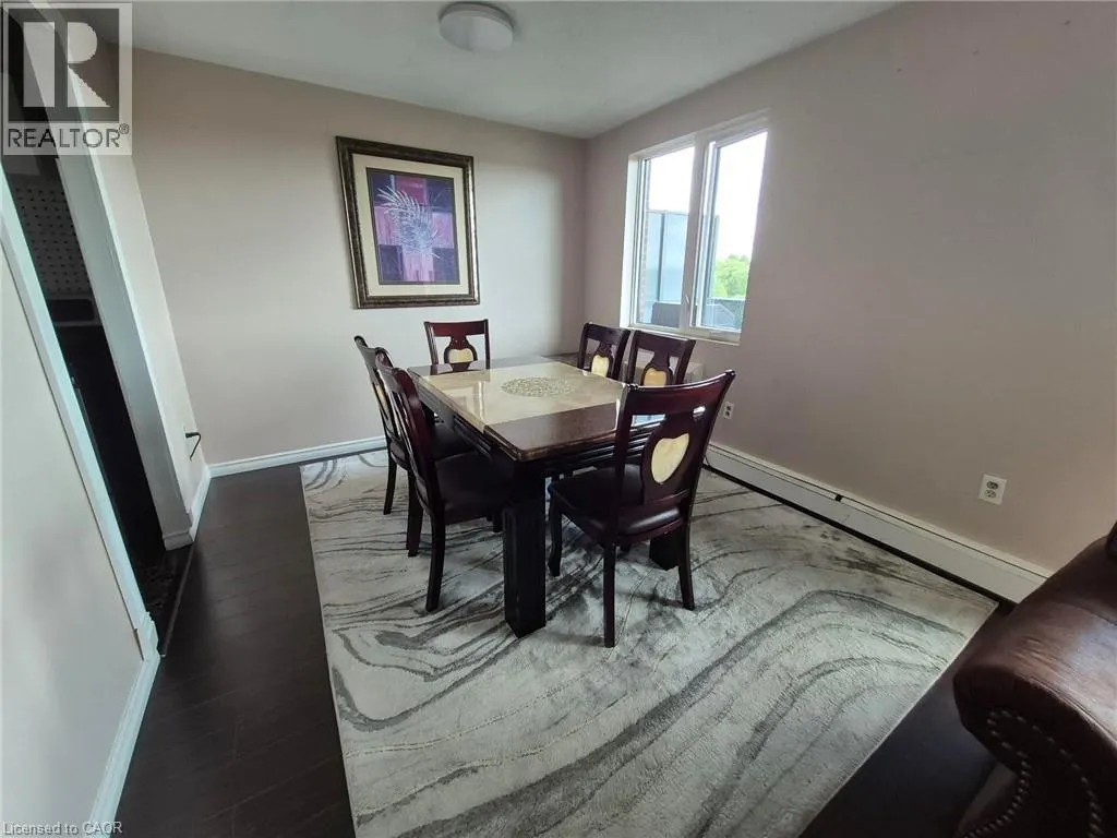 279 CHANDLER Drive Unit# 706 #706