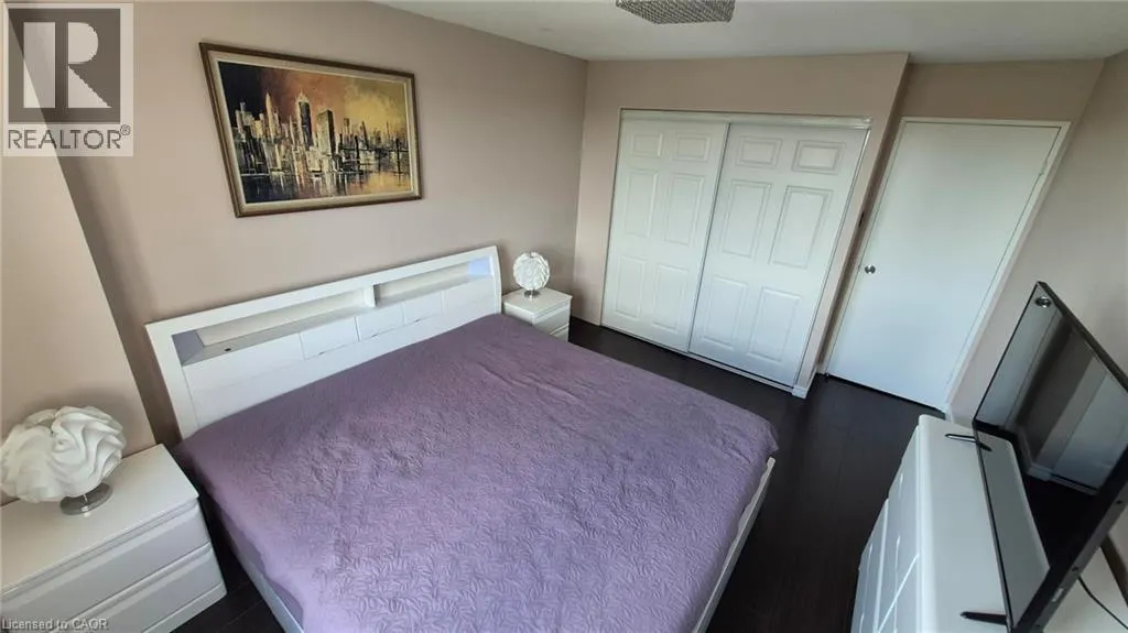 279 CHANDLER Drive Unit# 706 #706