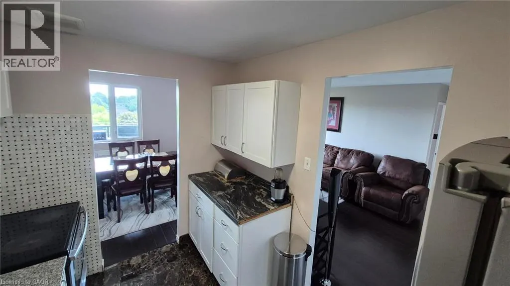 279 CHANDLER Drive Unit# 706 #706