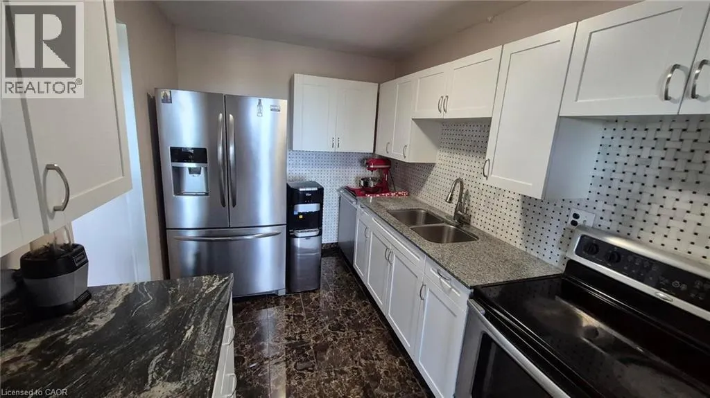 279 CHANDLER Drive Unit# 706 #706