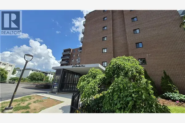 279 CHANDLER Drive Unit# 706