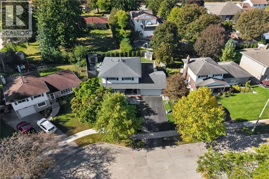 20 JAPONICA Crescent
