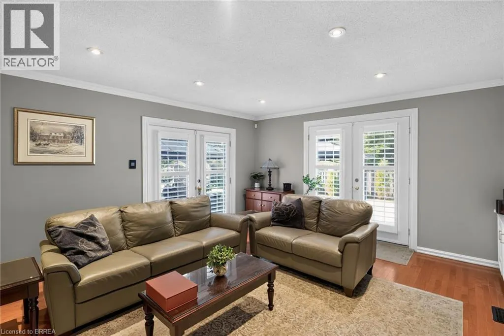 20 JAPONICA Crescent