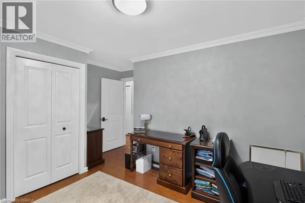 20 JAPONICA Crescent