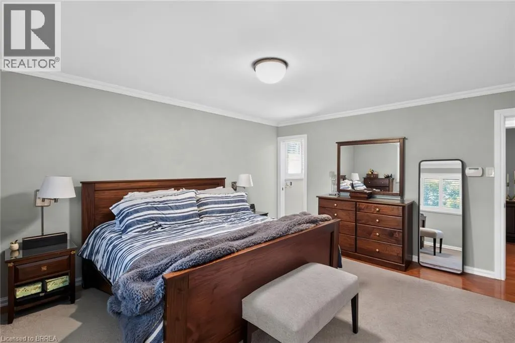 20 JAPONICA Crescent