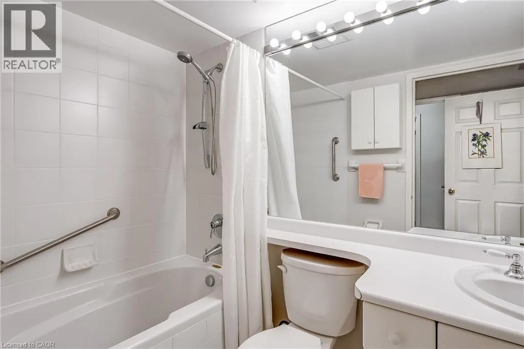 221 ROBINSON Street Unit# 307 #307