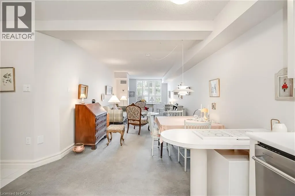 221 ROBINSON Street Unit# 307 #307
