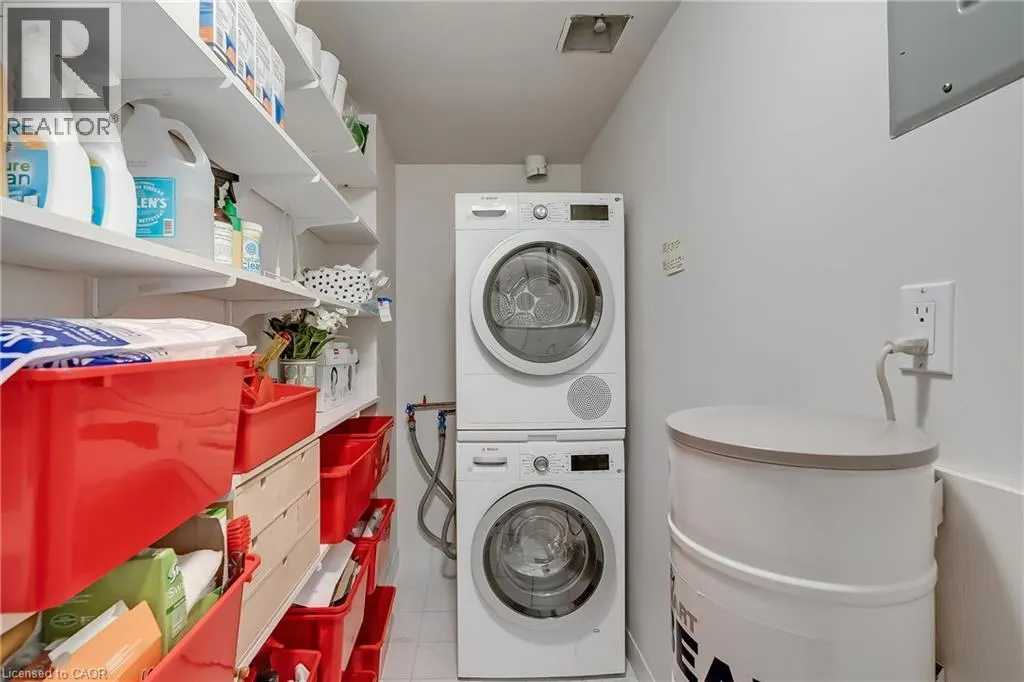 221 ROBINSON Street Unit# 307 #307