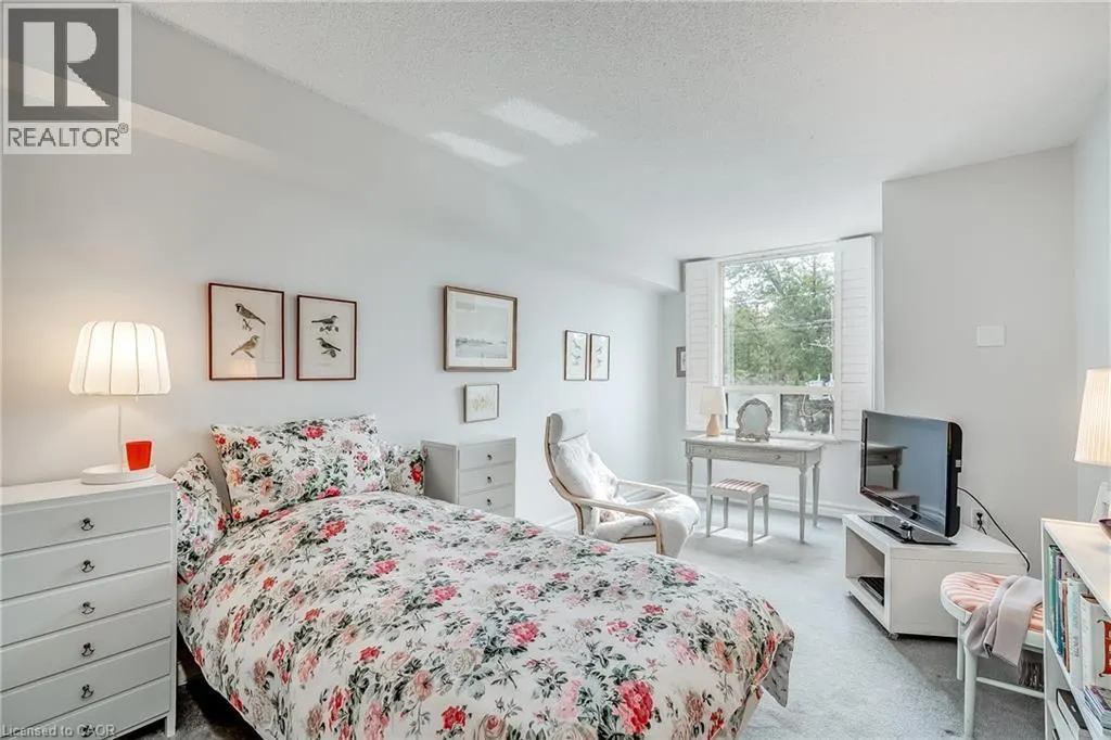 221 ROBINSON Street Unit# 307 #307